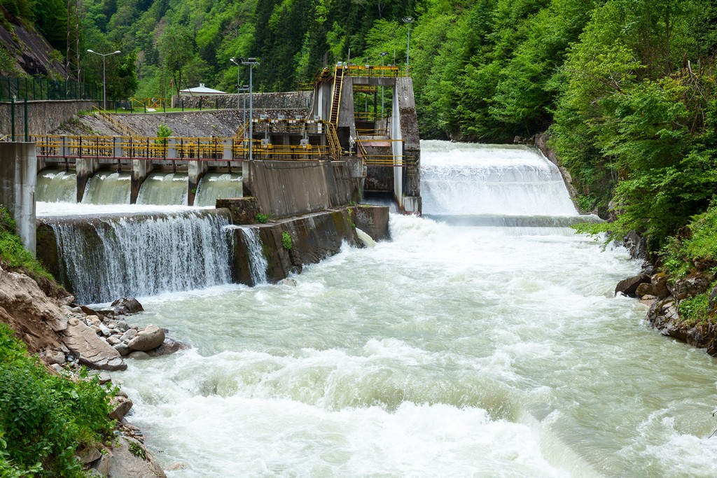 Hydro Power Plant Sa Naujan Oriental Mindoro Sinunog Rmn Networks - Photos