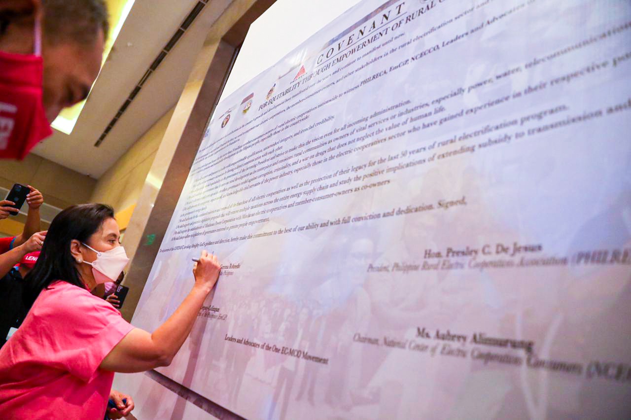 ECs back Leni after being called “inefficient” by Marcos Jr.