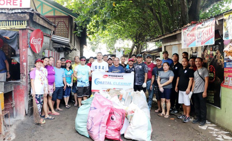 Employees and Residents Join Phoenix Foundation-led Coastal Cleanup