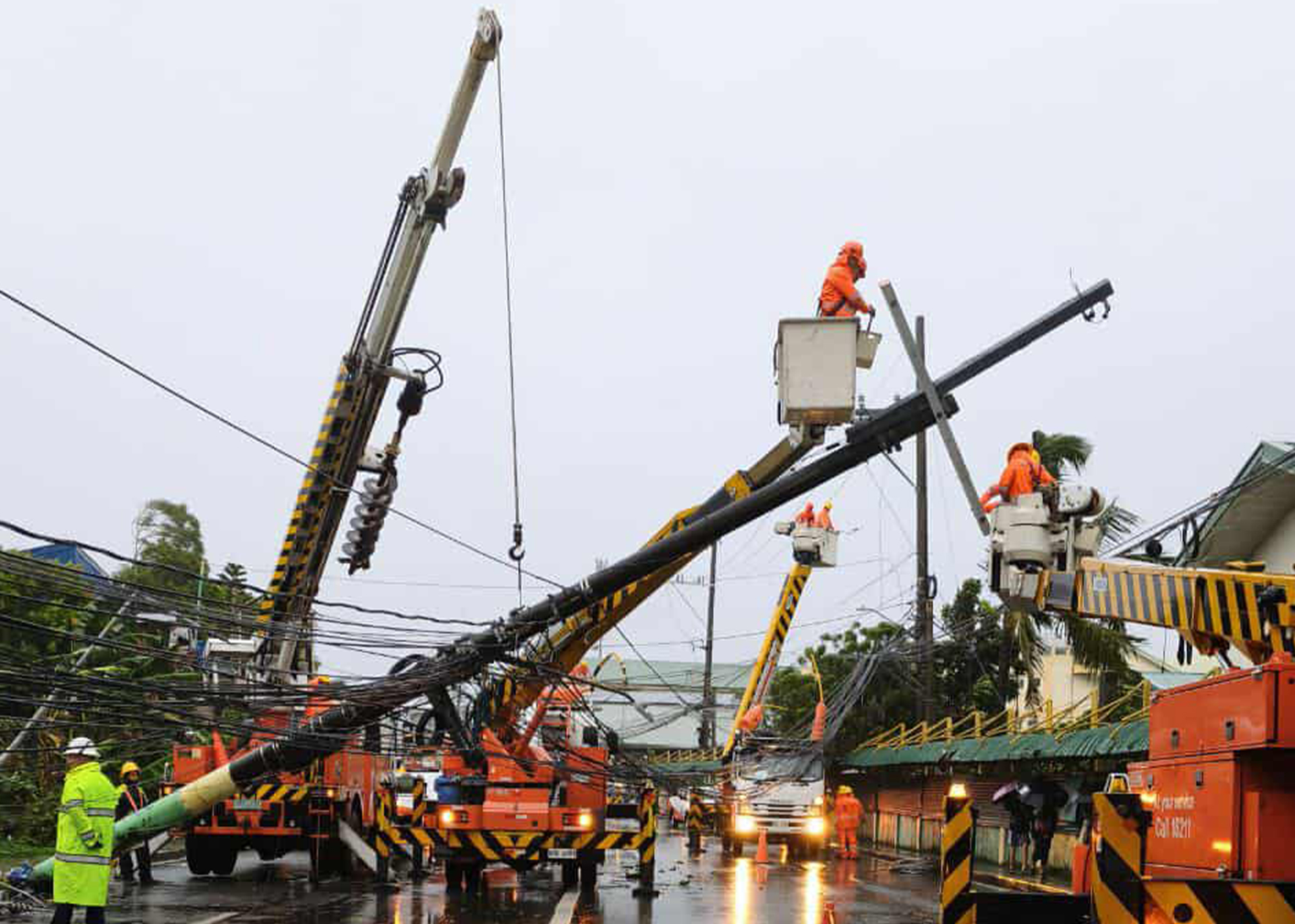 Power Restoration Progresses After Uwan – Meralco