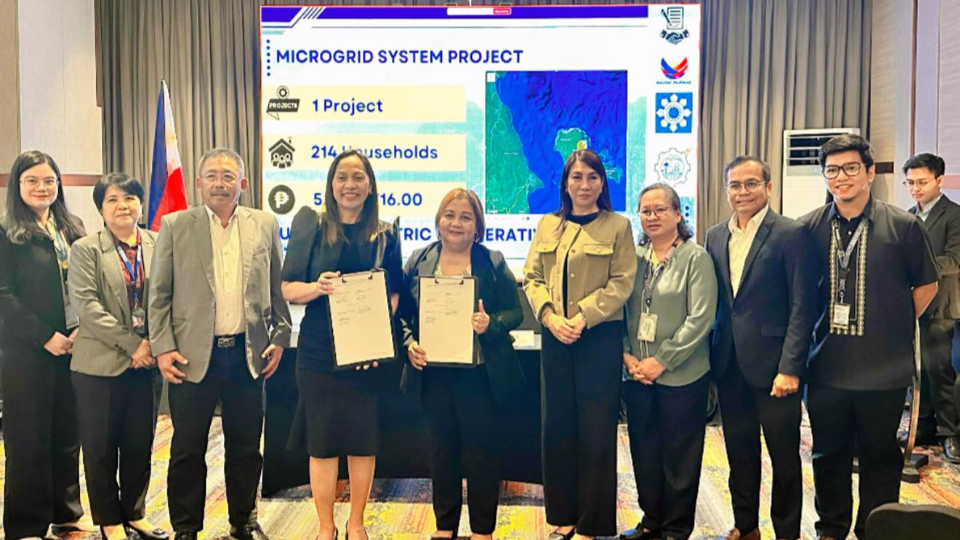 Hybrid microgrid set for Burdeos, Quezon under DOE program